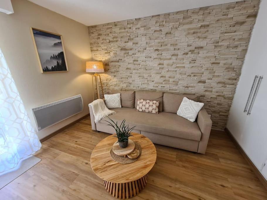 Appartement Au Calme Dans Residence Avec Piscine Boersch Kültér fotó