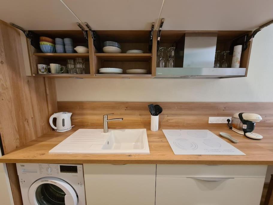 Appartement Au Calme Dans Residence Avec Piscine Boersch Kültér fotó