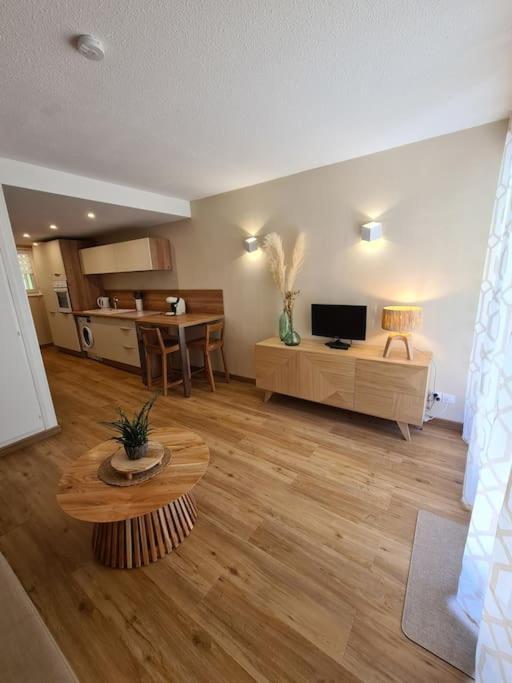 Appartement Au Calme Dans Residence Avec Piscine Boersch Kültér fotó