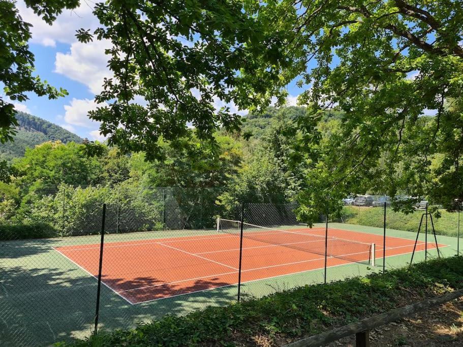 Appartement Au Calme Dans Residence Avec Piscine Boersch Kültér fotó