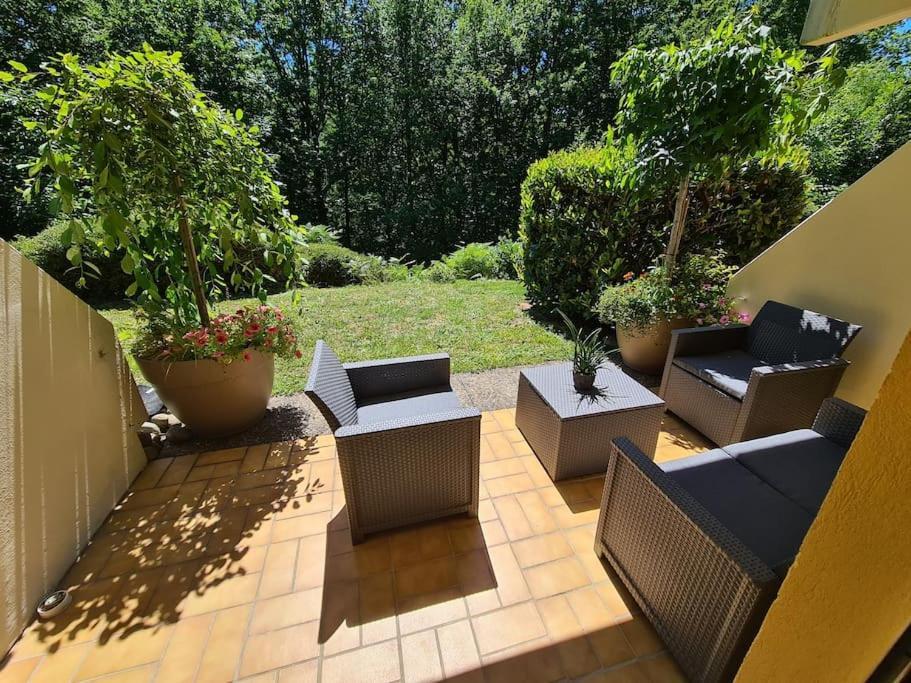 Appartement Au Calme Dans Residence Avec Piscine Boersch Kültér fotó